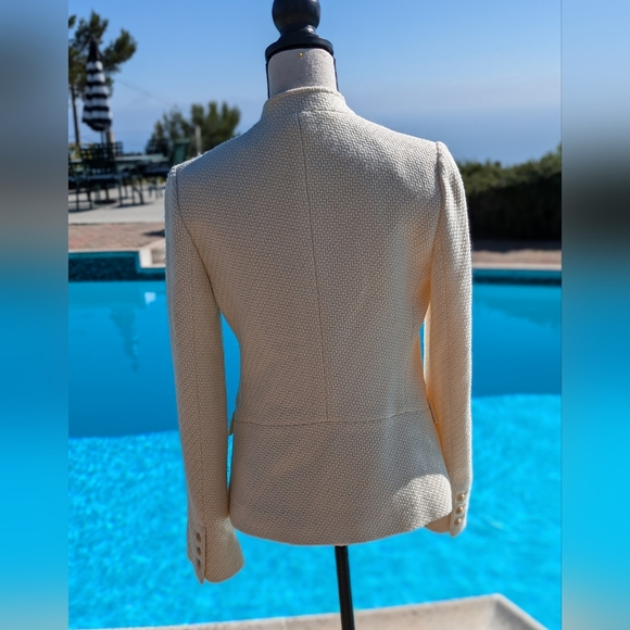 Vince Wool Blazer in Herringbone Tweed Cream - Picture 5 of 13